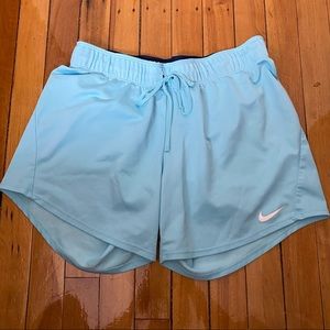 NIKE SHORTS